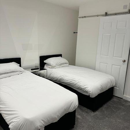 New Station Bed & Breakfast Newport  Bagian luar foto