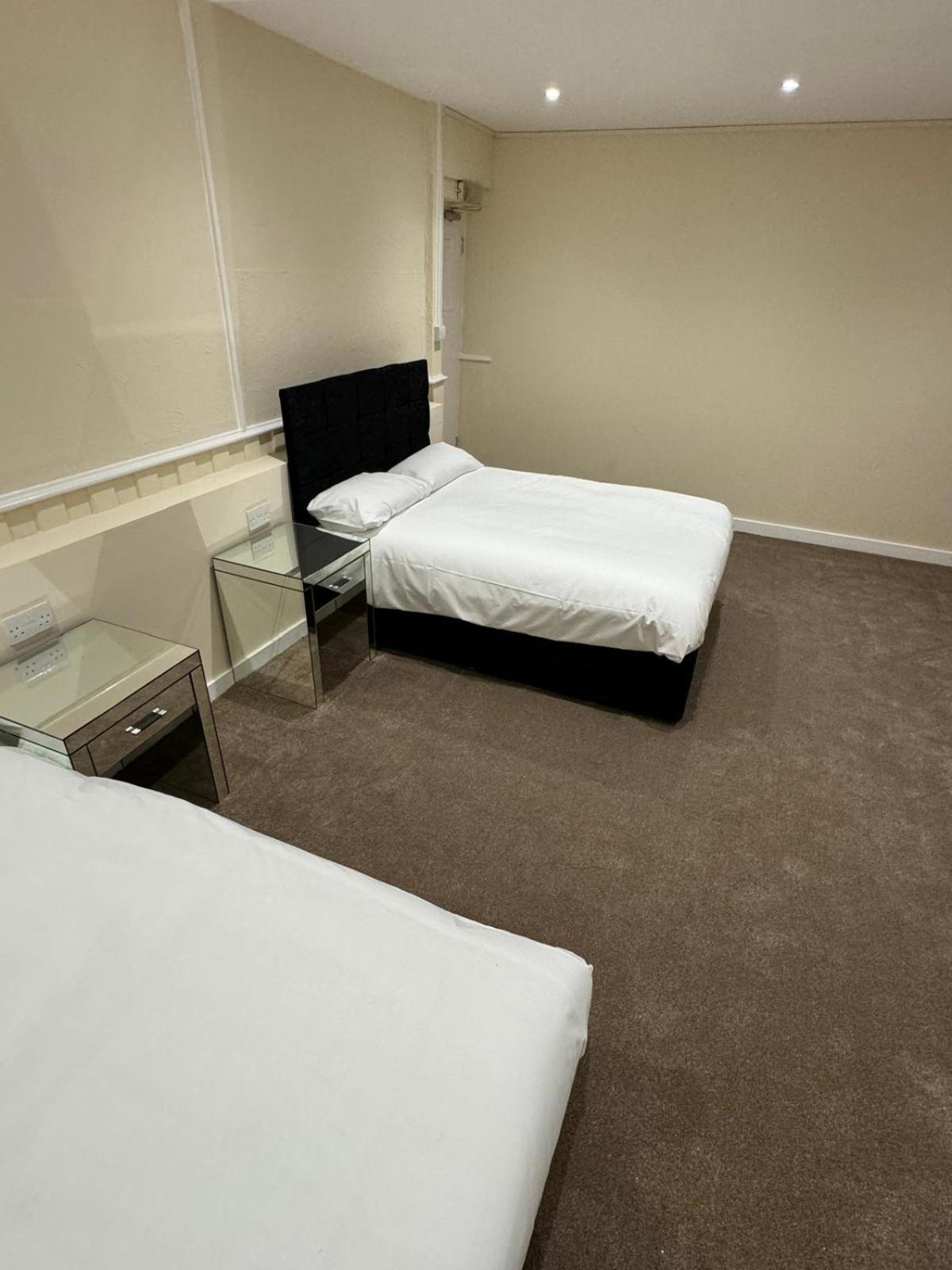 New Station Bed & Breakfast Newport  Bagian luar foto